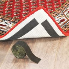 Ruban adhésif pour tapis